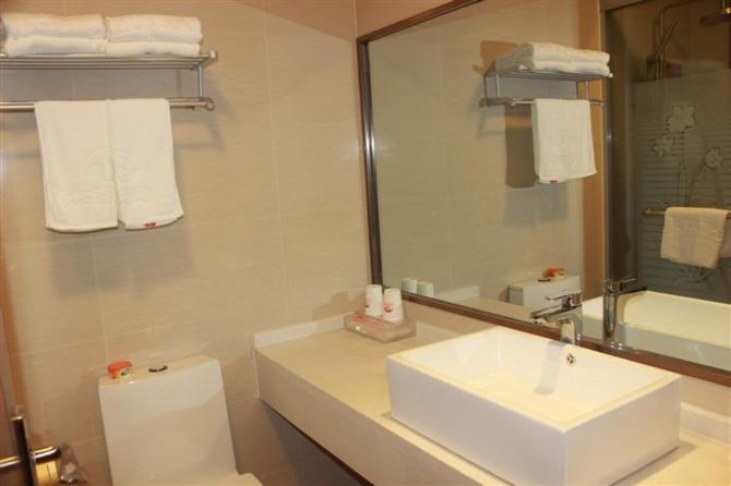 Shanghai Yiting 6+E Hotel - Lujiazui Chambre photo